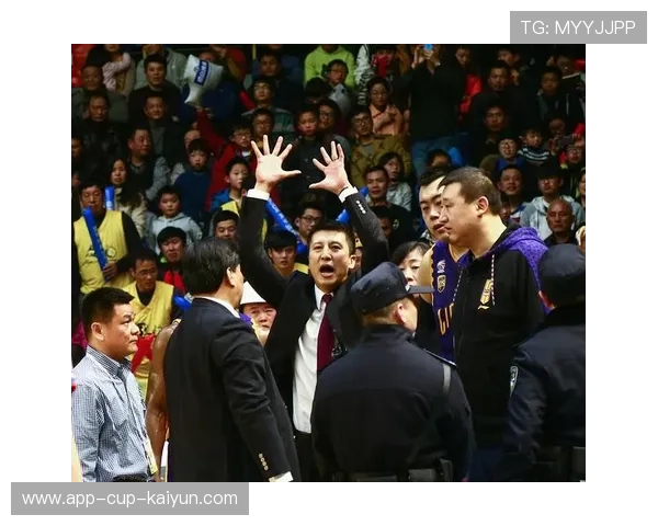 CBA完善裁判培训体系确保执法公平公正，cba裁判员培训班